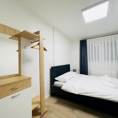 Pristinanest Hotel Luaran gambar