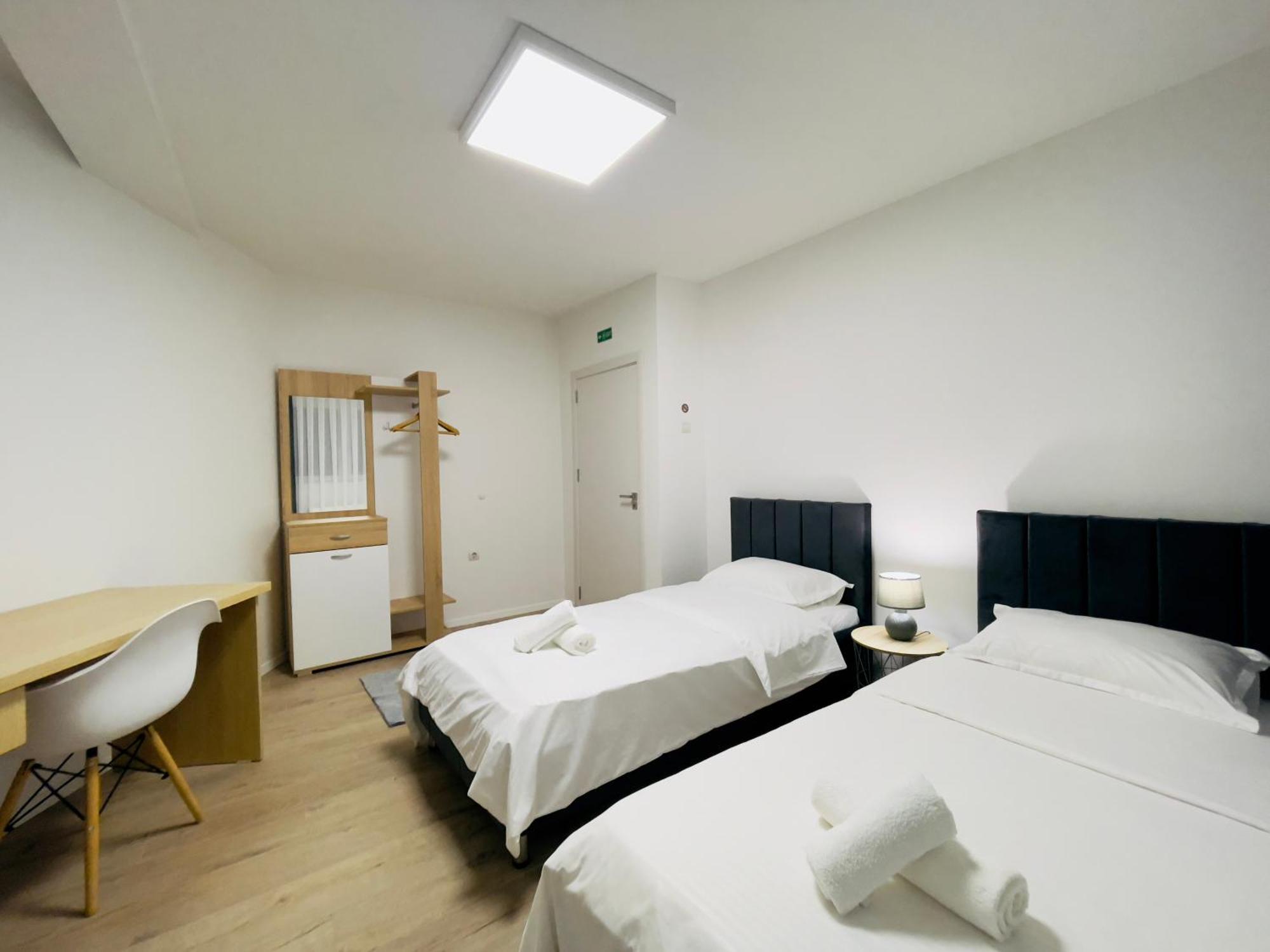 Pristinanest Hotel Luaran gambar